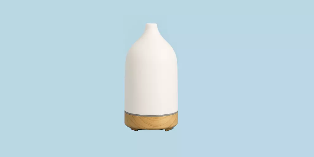 Light Blue Background Tool untuk Gentle Comfortable Atmosphere